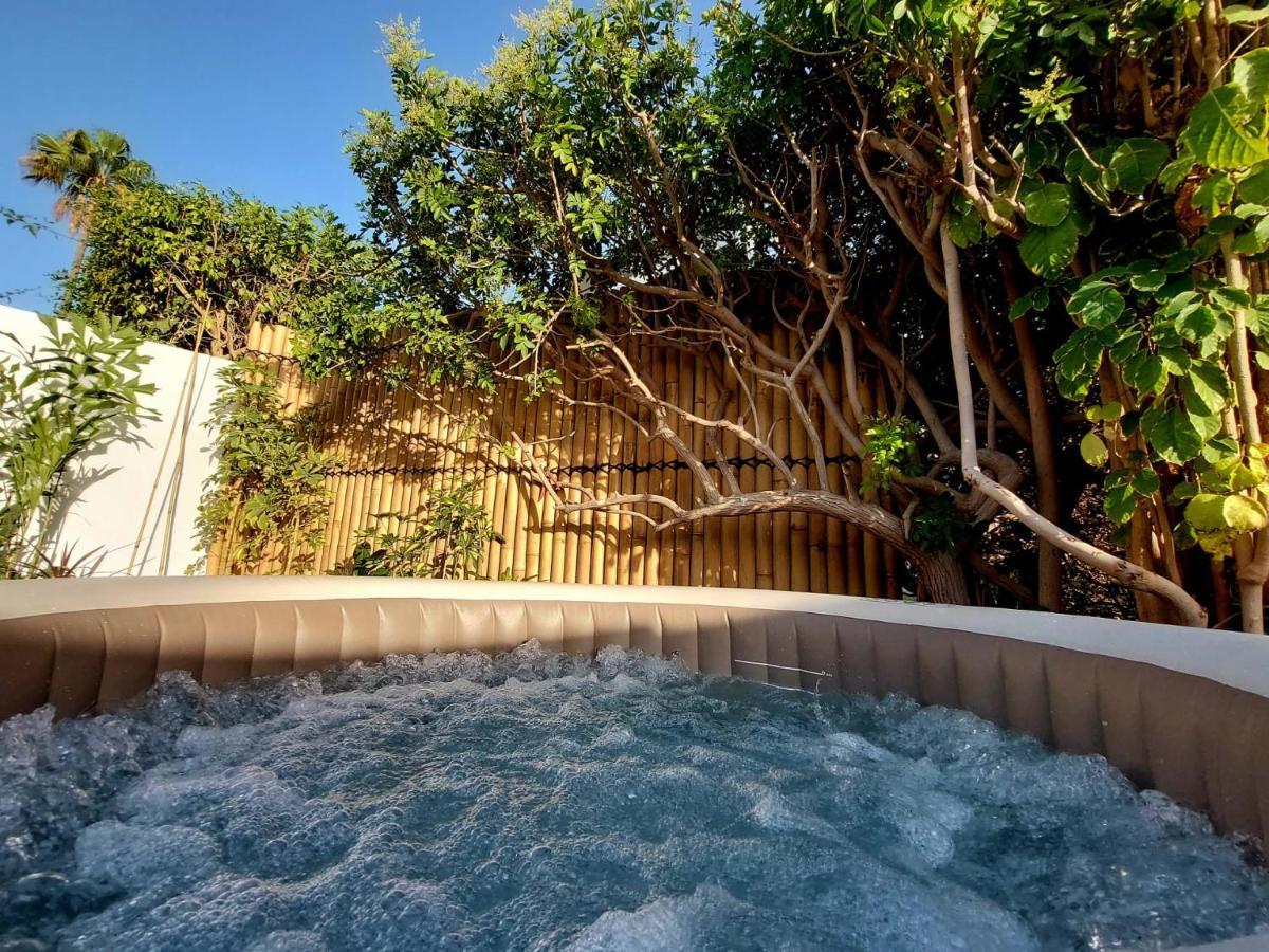 Bungalow De Diseno Hidromasajes Terraza Y Piscina. San Bartolomé 外观 照片