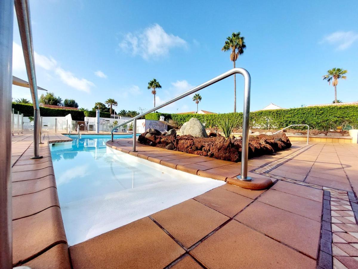 Bungalow De Diseno Hidromasajes Terraza Y Piscina. San Bartolomé 外观 照片