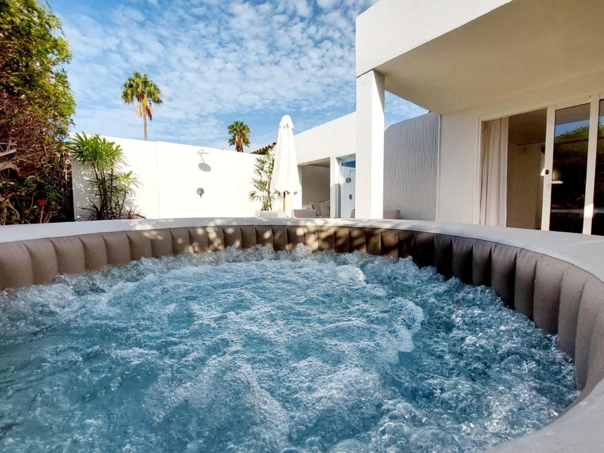 Bungalow De Diseno Hidromasajes Terraza Y Piscina. San Bartolomé 外观 照片