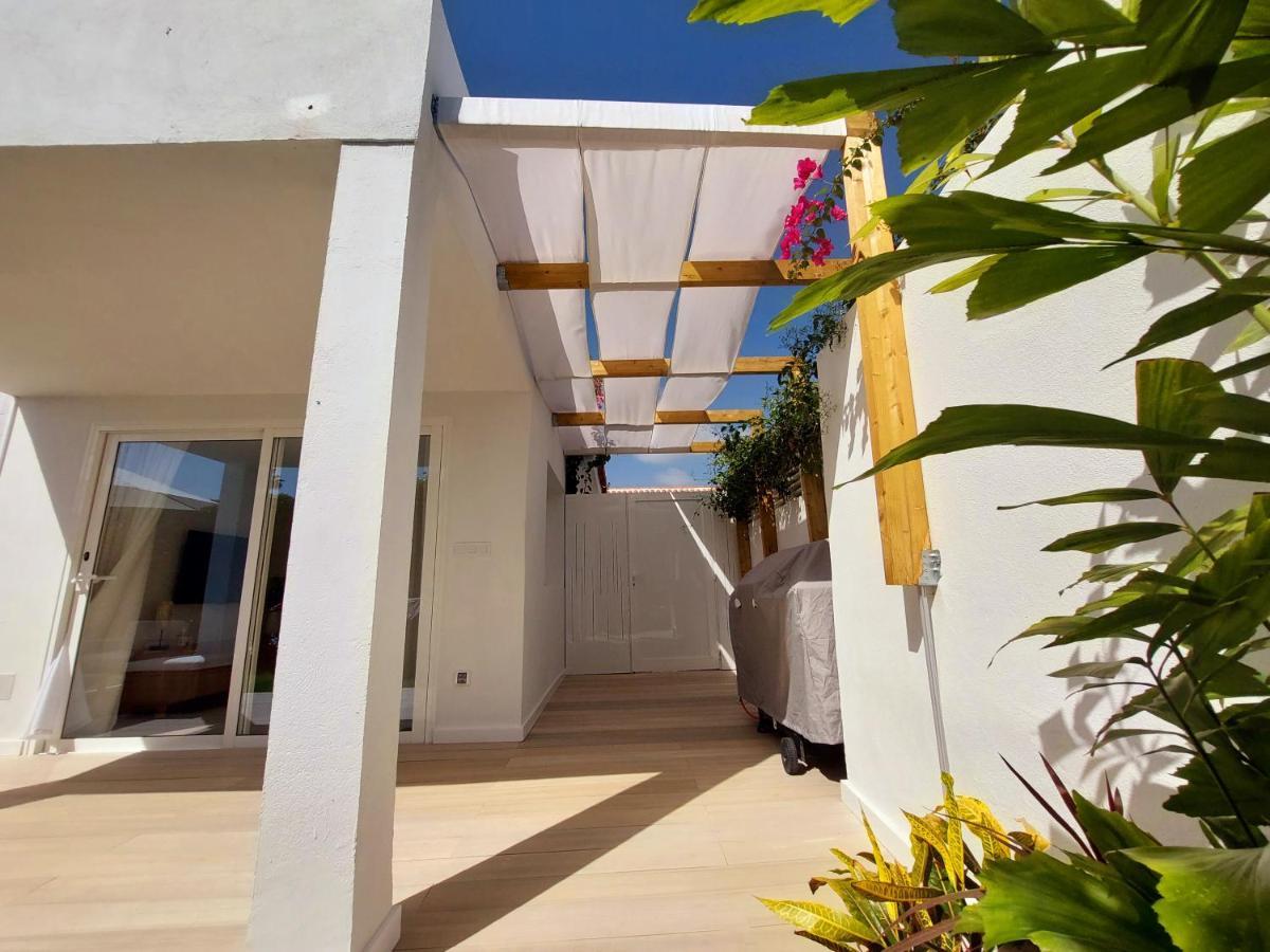 Bungalow De Diseno Hidromasajes Terraza Y Piscina. San Bartolomé 外观 照片
